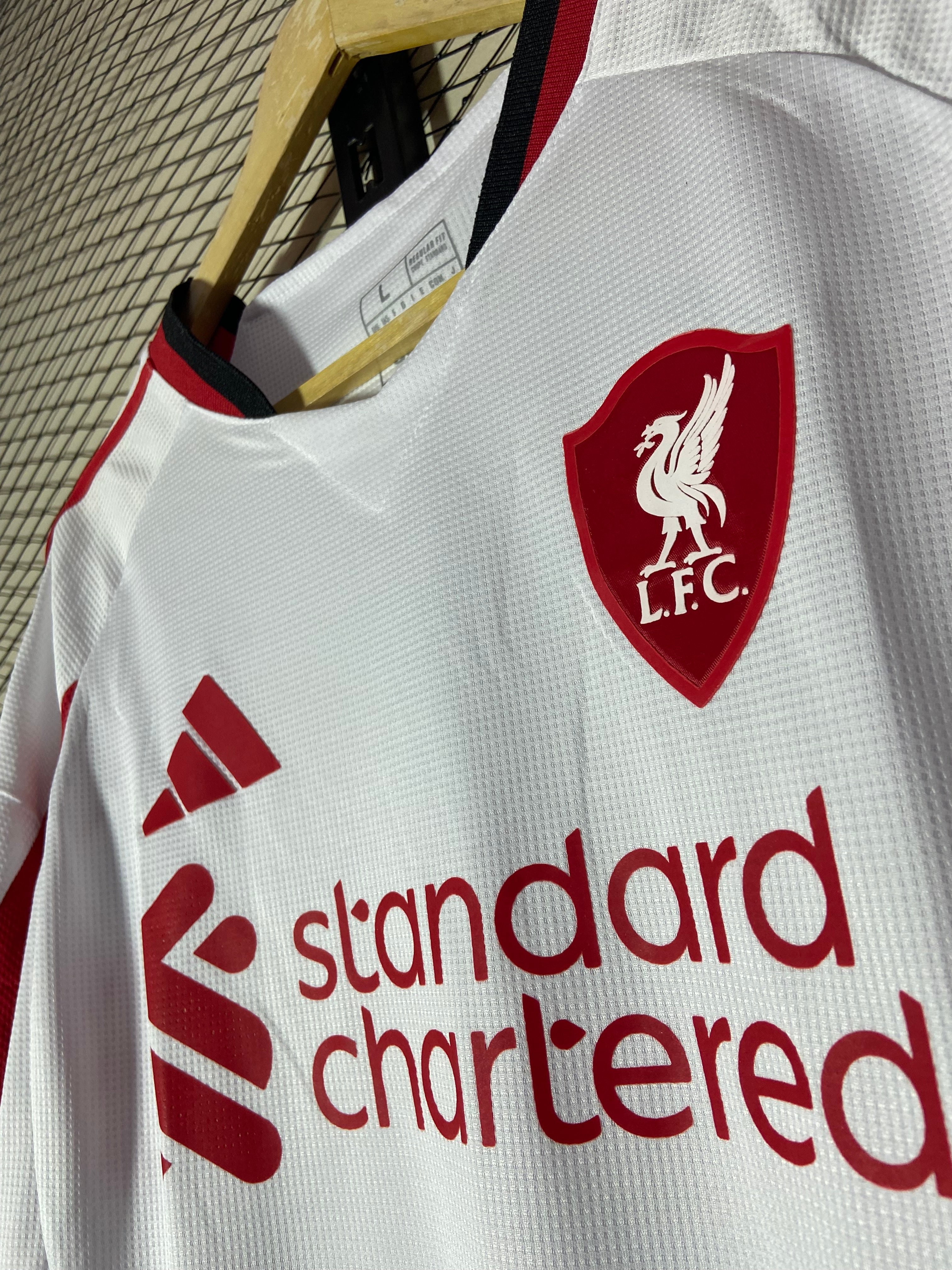 Liverpool 2025-26 Away Kit