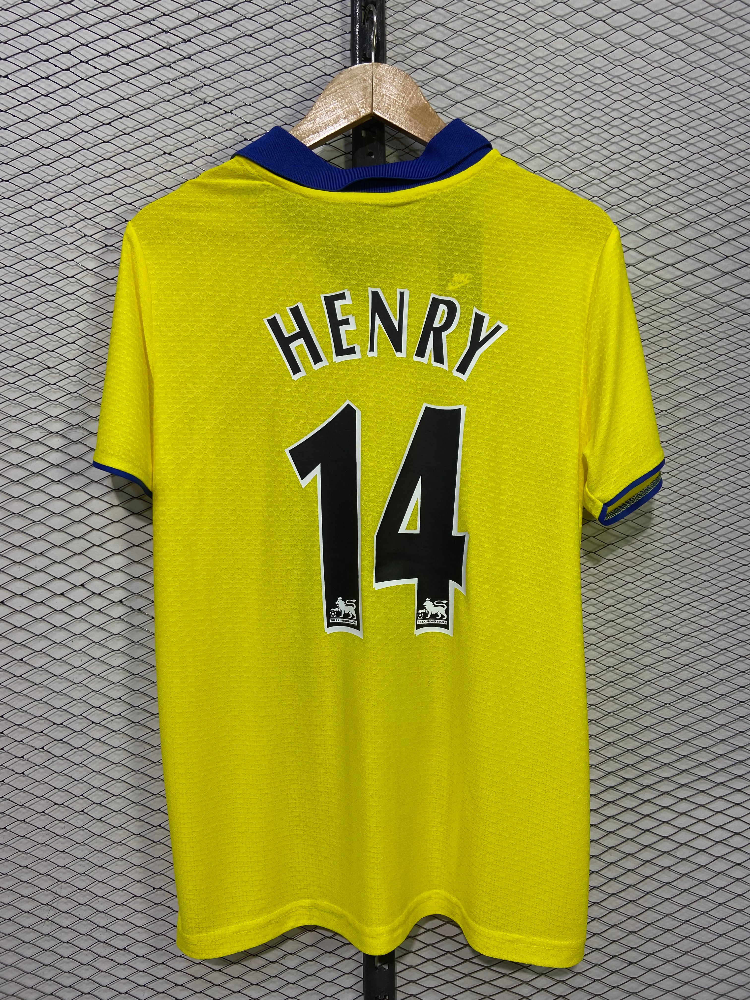 Arsenal 2003-04 Away Kit