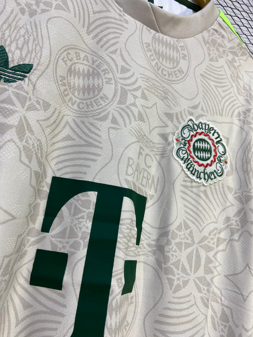 Bayern Munchen 2025-26 3rd Kit