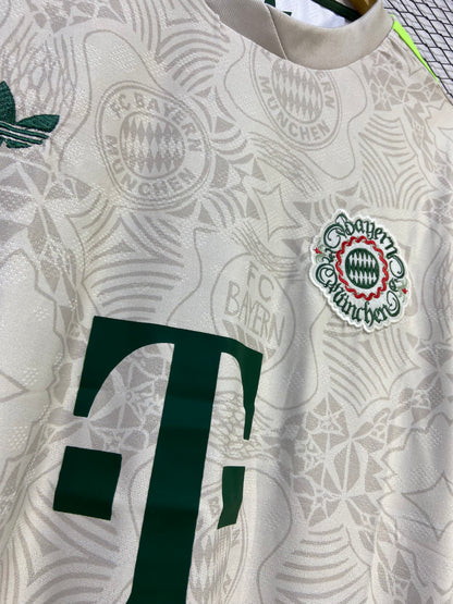 Bayern Munchen 2025-26 3rd Kit