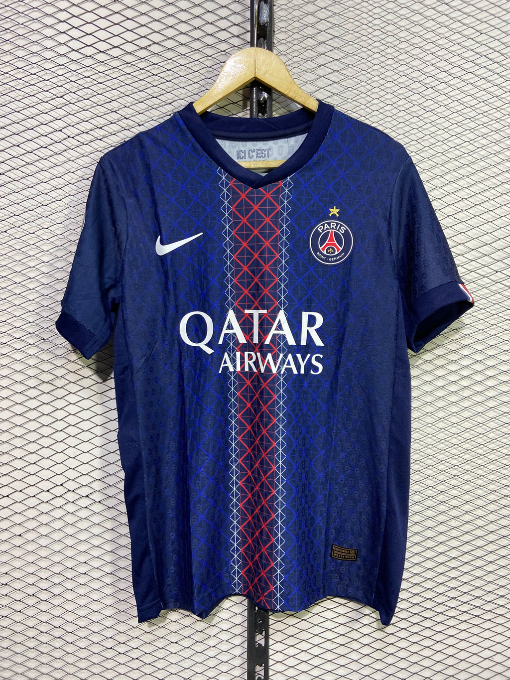 Paris Sant German 2025-26 Home kit
