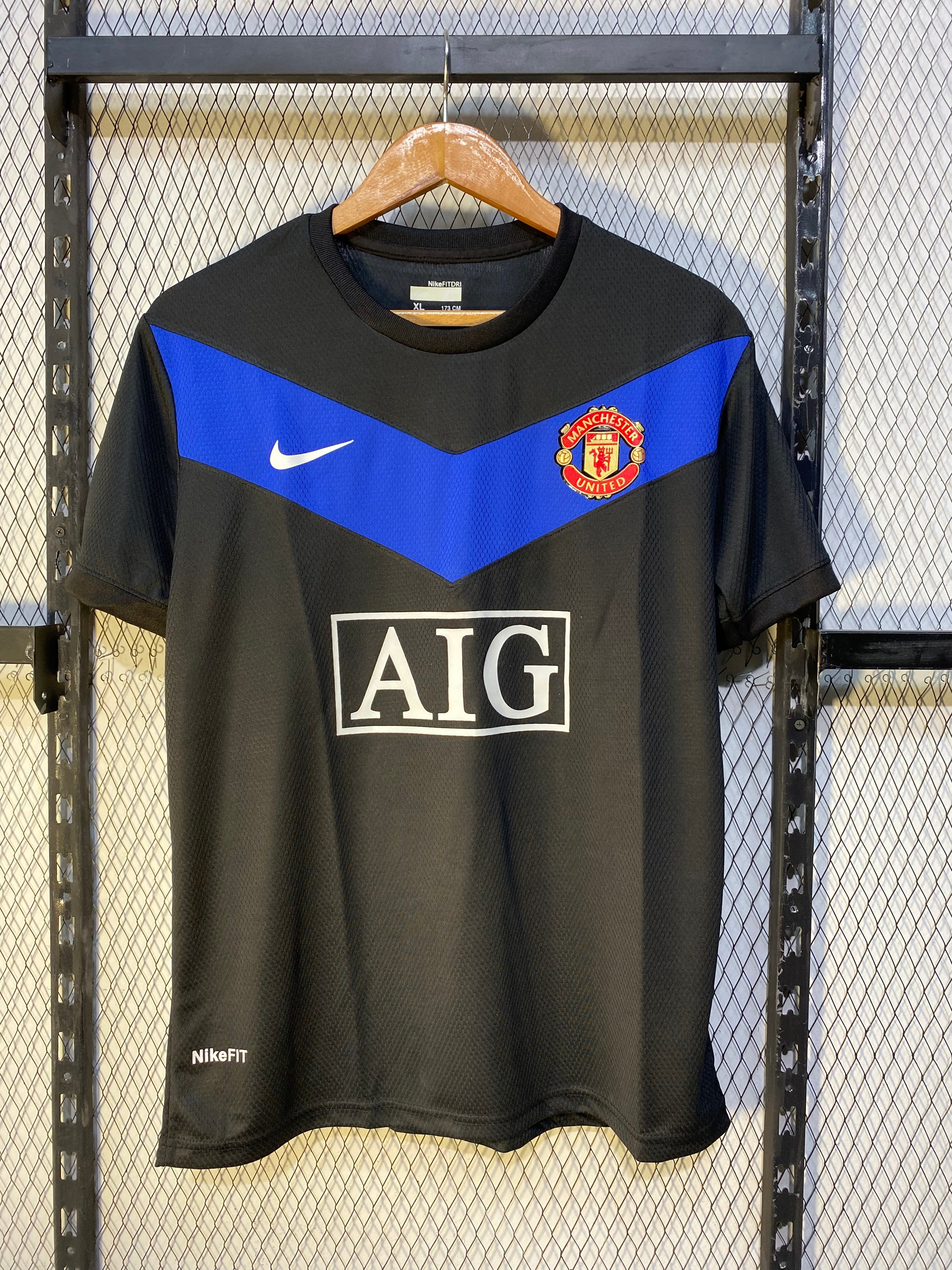 Manchester United 2009-10 Away Kit