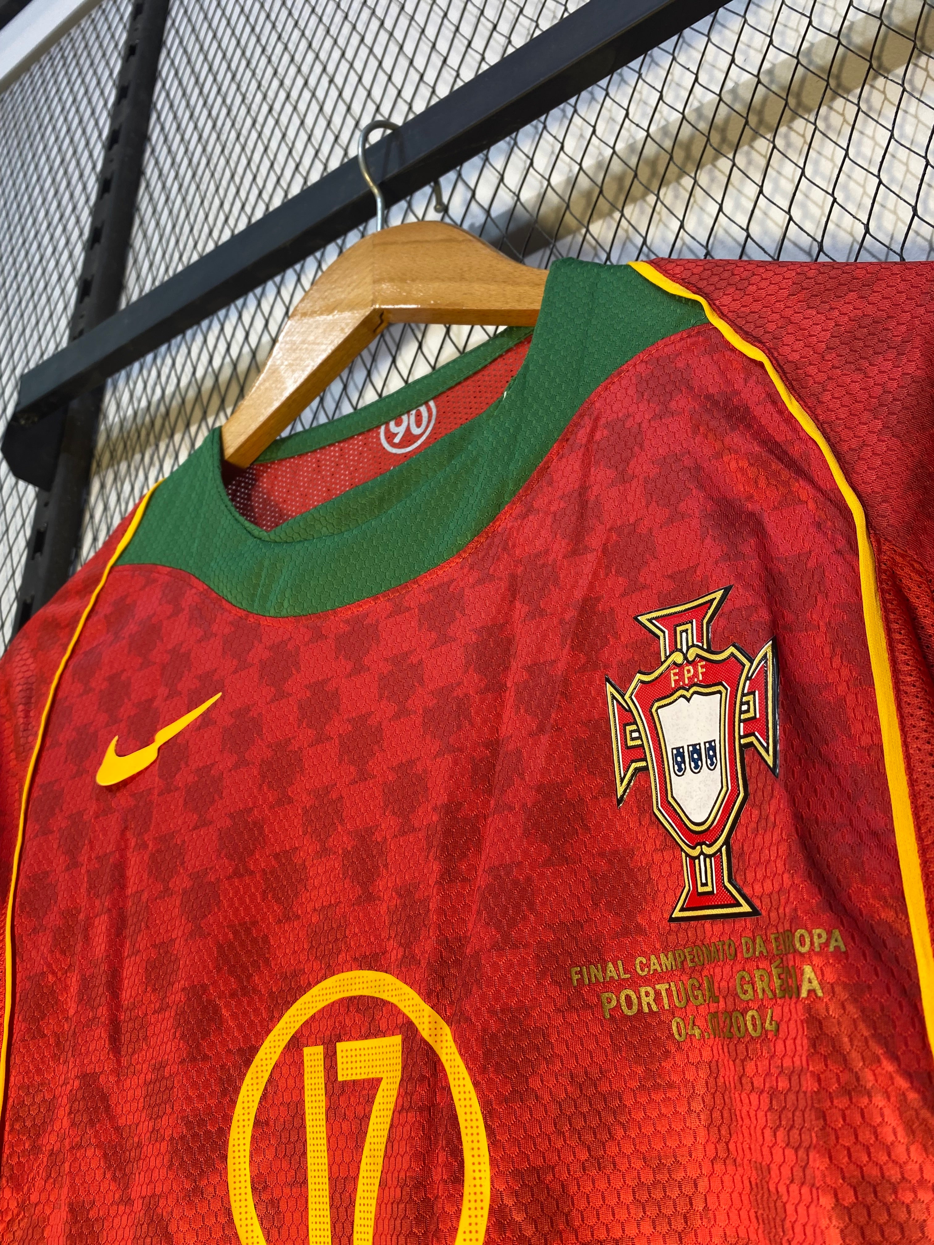 Portugal 2003-04 Home Kit