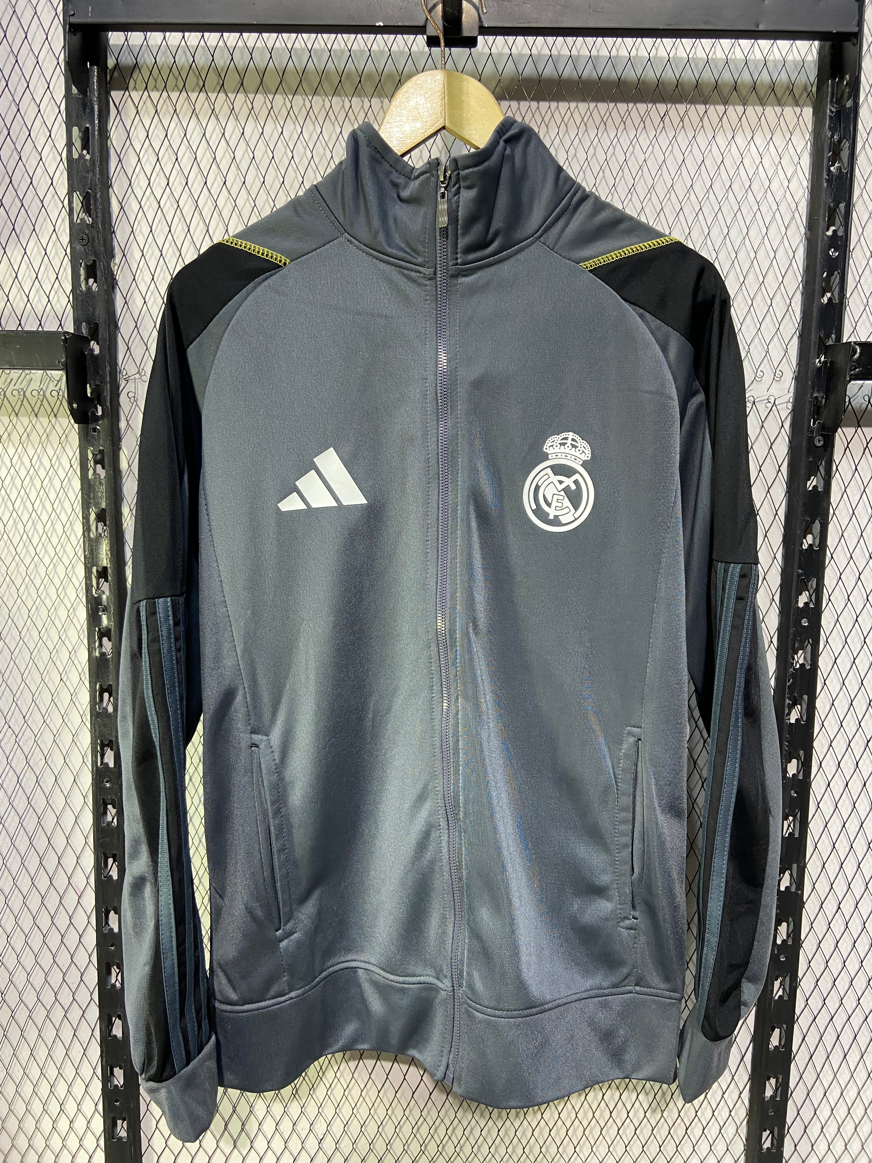Real Madrid Track