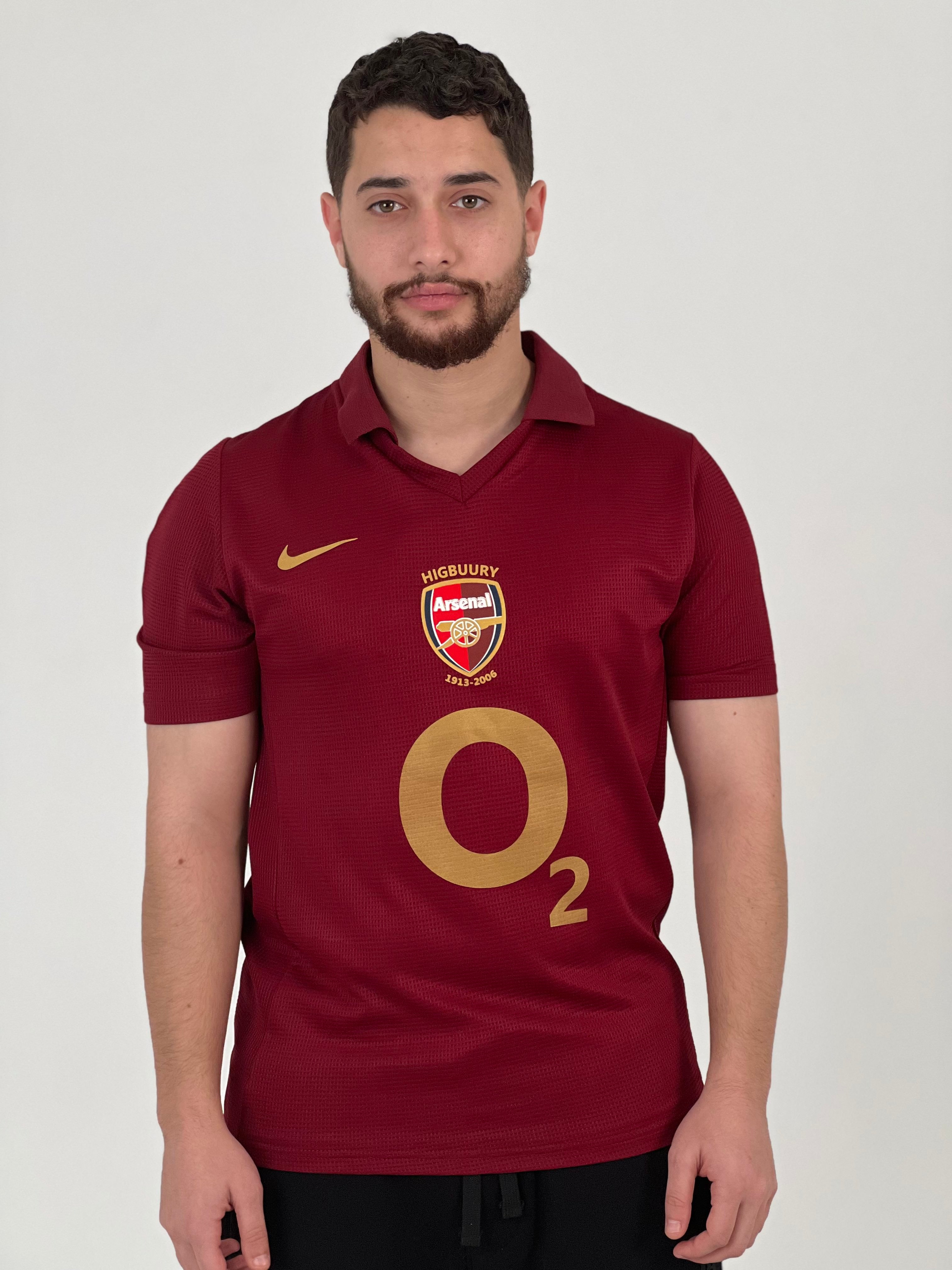 Arsenal 2005-06 Home Kit