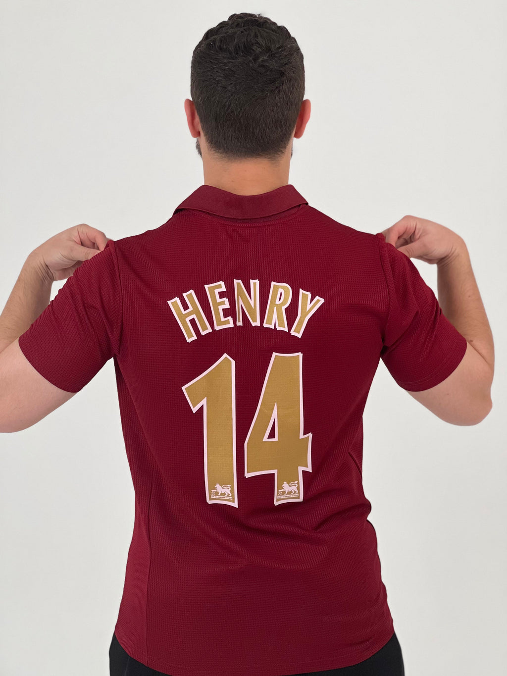 Arsenal 2005-06 Home Kit