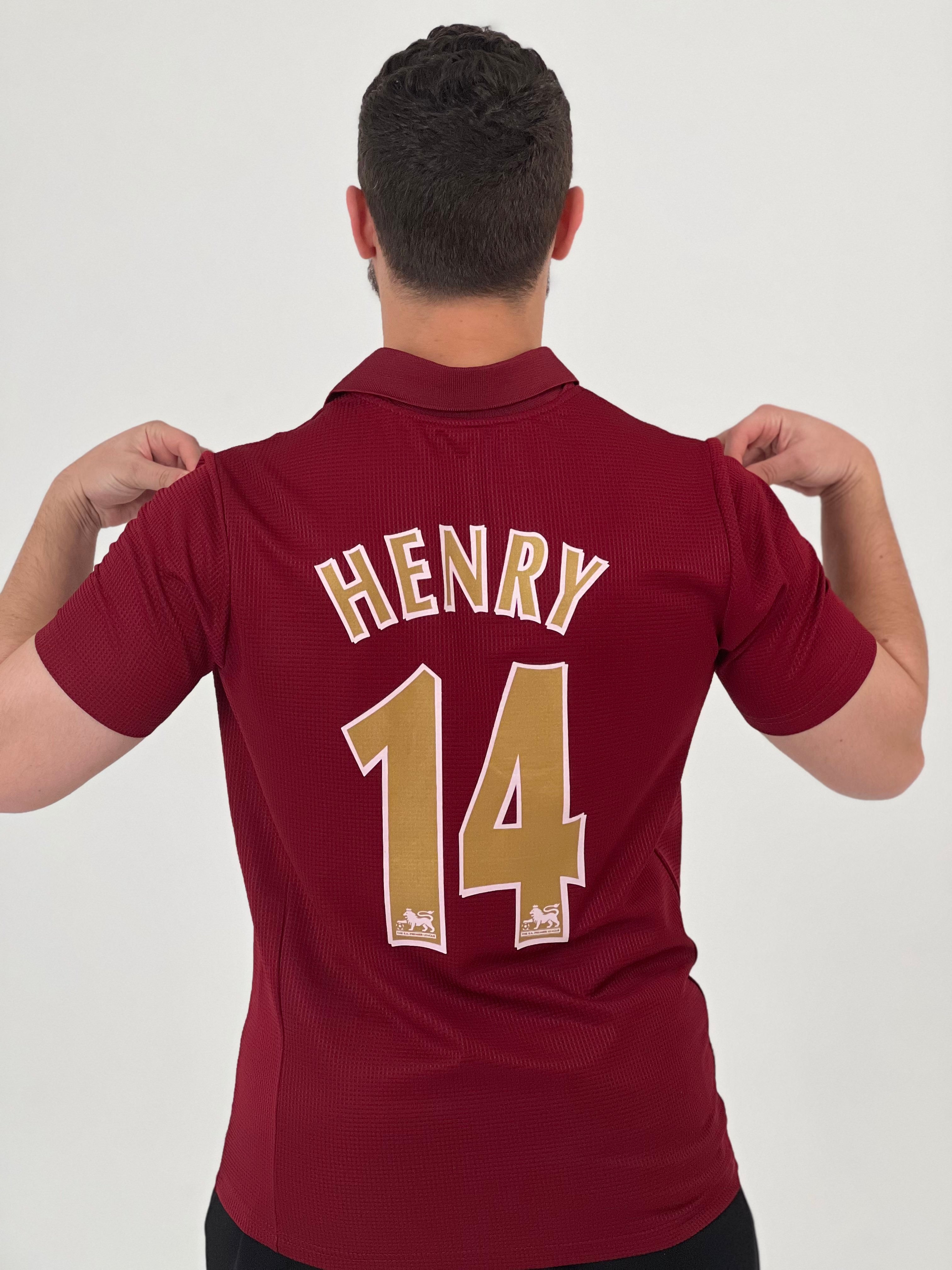 Arsenal 2005-06 Home Kit