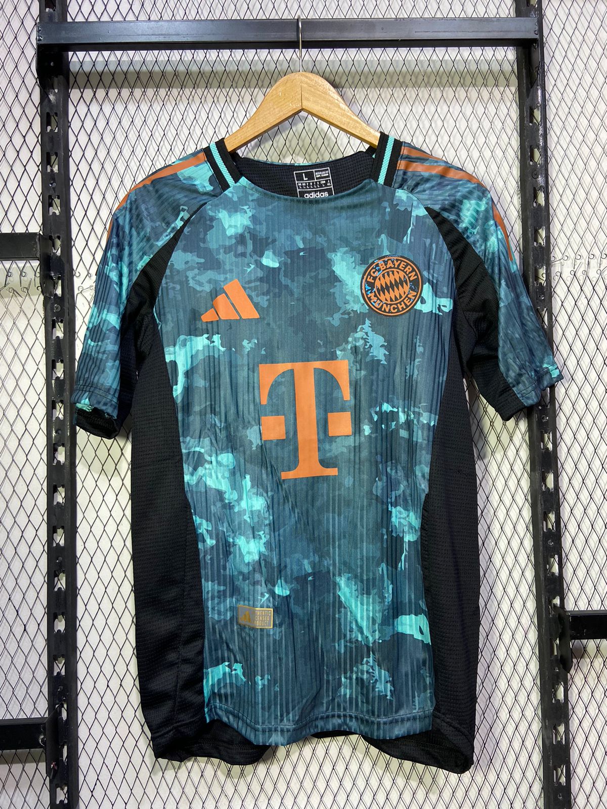 Bayern Munchen 2024-25 3rd Kit