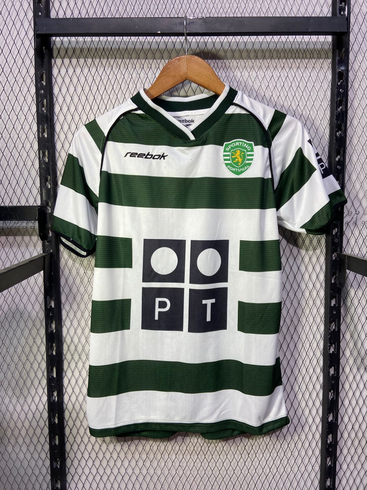 Sporting Lispone 2002-03 Home Kit